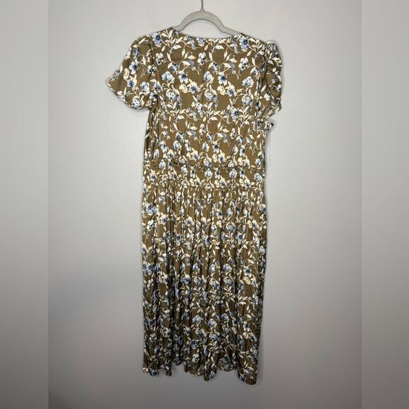 Lane Bryant Satin Flutter-Sleeve Elastic-Waist Midi Dress - Picture 5 of 5